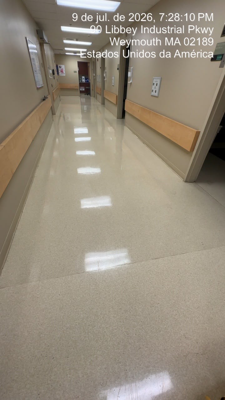 Spotless room cleaned by Magic Cleaner Service