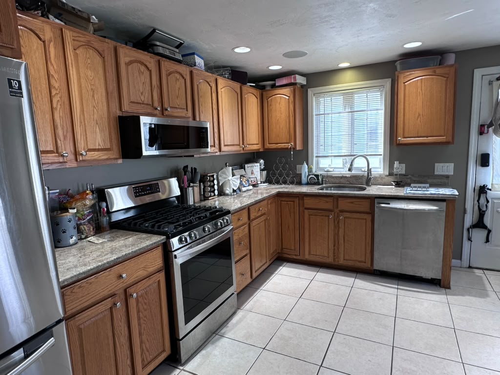 Spotless room cleaned by Magic Cleaner Service